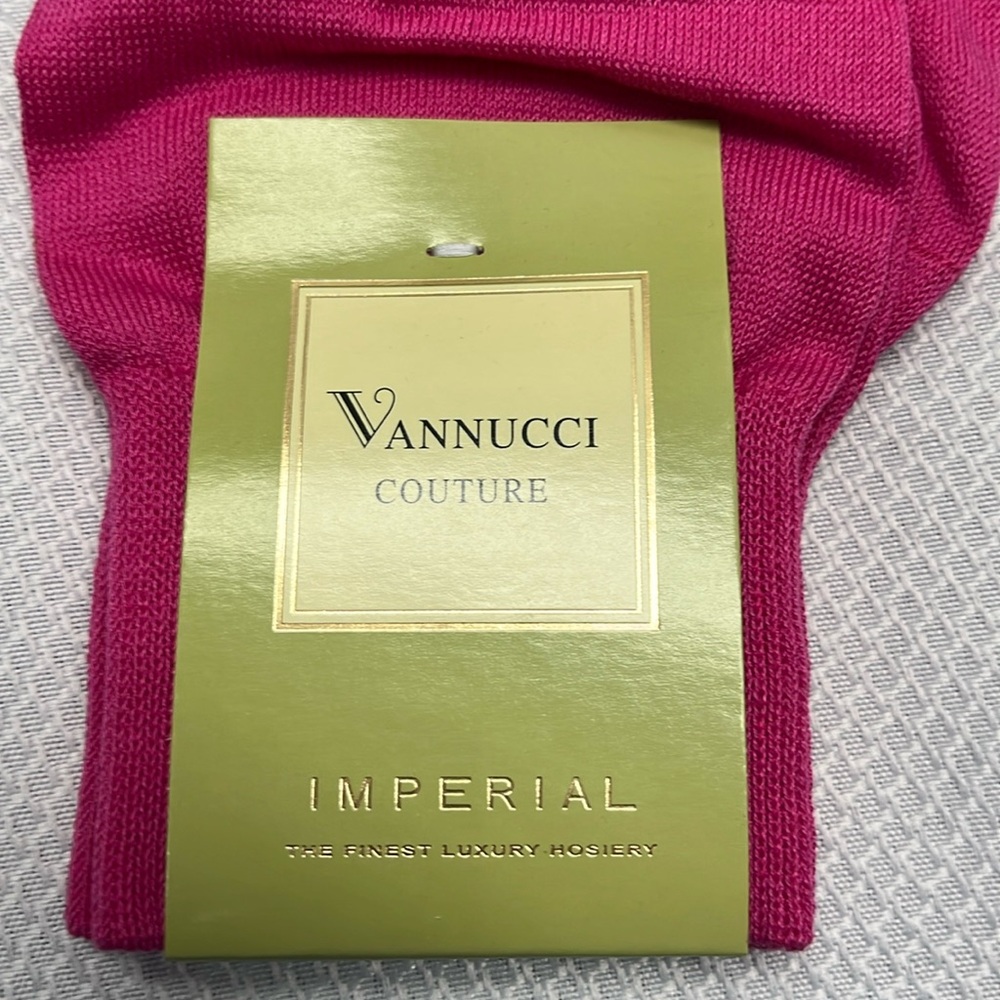 Mens Vannucci Couture Socks Solid Color Dress Casual Socks

Pink